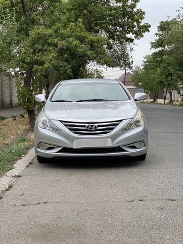 срочная продажа авто по низким ценам: Hyundai Sonata: 2014 г., 2 л, Автоматтык, Газ, Седан