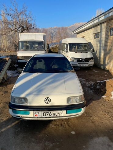 алфат машина: Volkswagen Passat: 1992 г., 1.8 л, Механика, Бензин, Седан