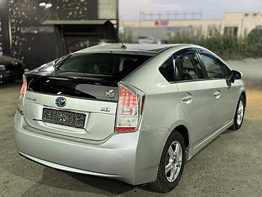 Toyota: Toyota Prius: 2010 г., 1.8 л, Вариатор, Гибрид, Хэтчбэк — 6