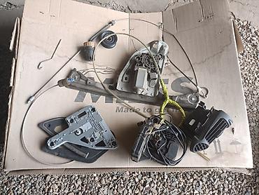 Digər avtomobil ehtiyat hissələri: W203 ehtiyyat hissələri — 1