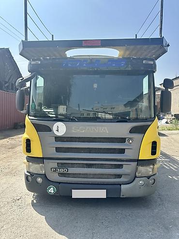 тигил: Автовоз Scania P380 с полуприцепом-платформой для перевозки — 1