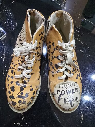 qadınlar üçün hündür ketlər converse: 38 raz deridir