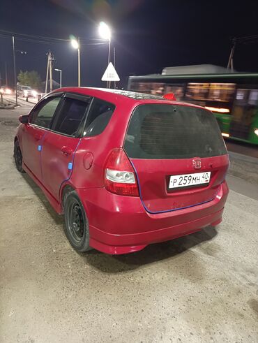 Honda: Honda Fit: 2001 г., Хэтчбэк — 3