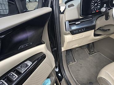 Kia: Kia Carnival: 2021 г., Минивэн — 9