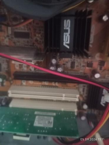 Masaüstü kompüterlər və iş stansiyaları: Super vəziyyətdə işləyir video kart var 1gb. 2kuller Asus plata — 6