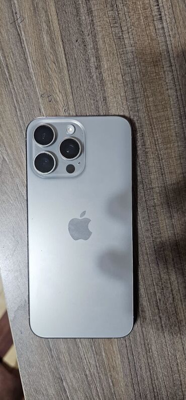 ipad air 4 nesil: IPhone 15 Pro Max, Gümüşü, Face ID