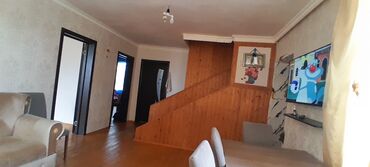 Həyət evləri və villaların satışı: Satılır: həyətli 2 mərtəbəli fərdi yaşayış evi otaglar cox genis — 7