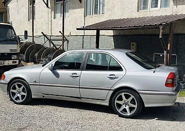 qj moto: Литые Диски R 17 Mercedes-Benz, Комплект, отверстий - 5, Б/у — 1