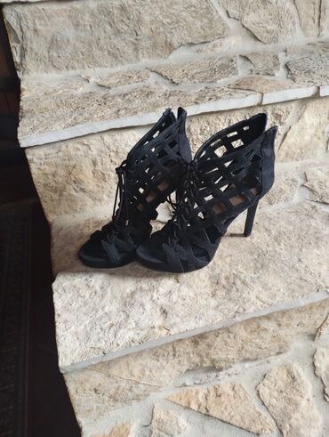 Sandale: Sandale, 37