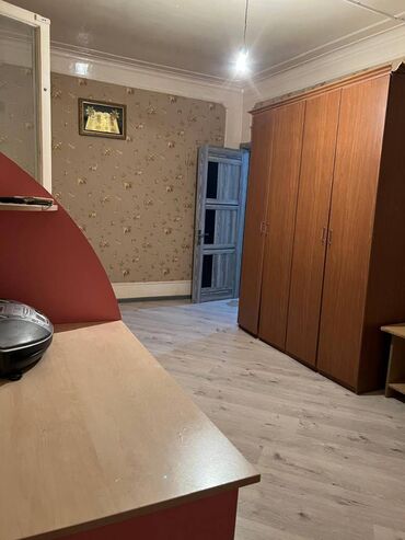 Uzunmüddətli kirayə mənzillər: Nərimanov Rayonu Gənclik Metrosu Ayna Sultanova 4 otaq. Mərtəbə - 9/7 — 9