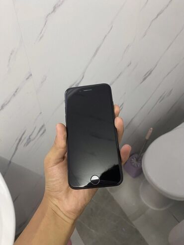 сломаные телефоны: IPhone 7, Б/у, 128 ГБ, Черный