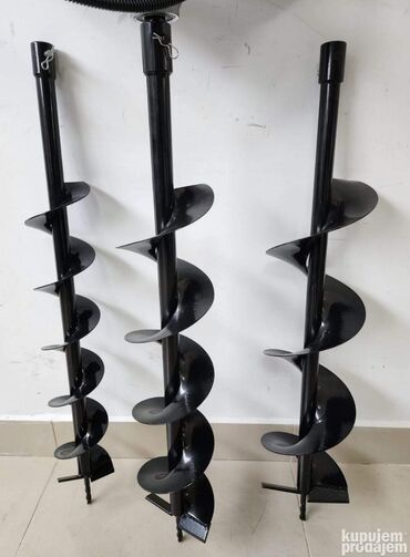 Ostali alati i mašine: Prodajem nov i kvalitetan benzinski bušač rupa. Snaga: 52 CC Model — 7