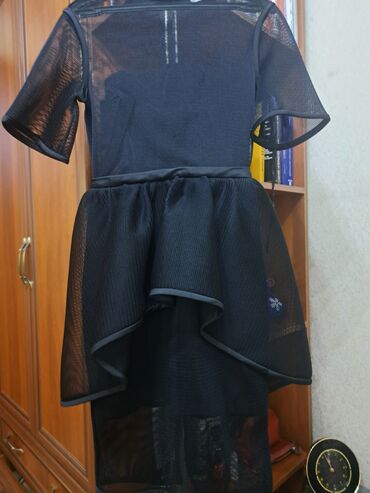 маленькое черное платье: Вечернее платье, Коктейльное, M (EU 38)