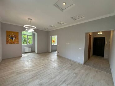Продажа участков: 2 комнаты, 44 м², Сталинка, 2 этаж, Евроремонт