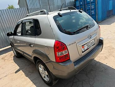вампер нексия: Hyundai Tucson: 2009 г., 2 л, Автомат, Дизель, Кроссовер — 3