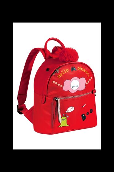 Bədənə qulluq: Parlaq və içi genişkürək çantası: İçində zəncirbəndli cibi var