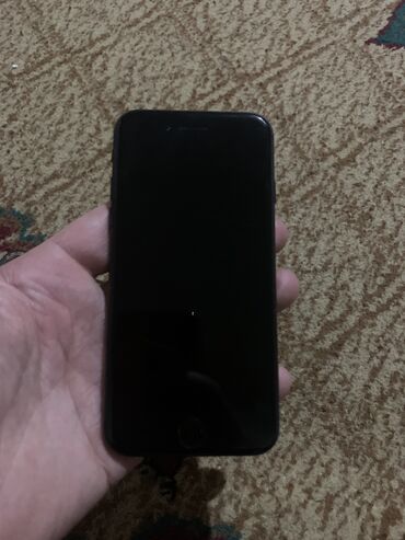 чехлы iphone 13: IPhone 7, Б/у, 128 ГБ, Черный, Зарядное устройство, Чехол, 100 %