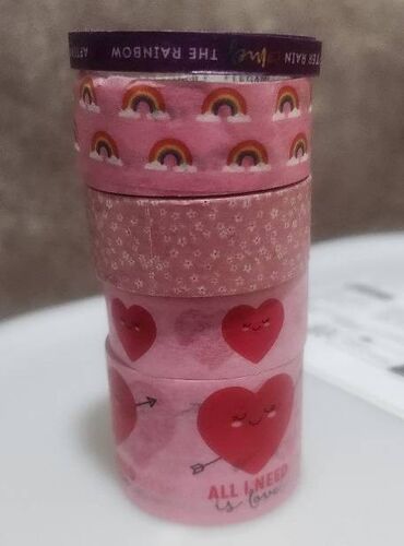 the l word generation q sa prevodom: Washi tape 5 sa slike s tim što je jedan extra širok nekorišteno ili