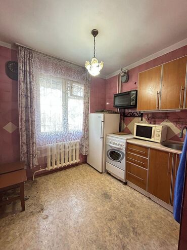 квартиры по: 3 комнаты, 64 м², 104 серия, 1 этаж, Косметический ремонт