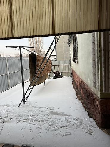 Продажа коттеджей и домов: + бизнес 6 квартир, угловой дом, ул. Крупская асфальтирована. В этом — 5