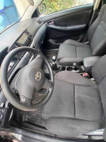 Toyota: Toyota Corolla: 1.6 l | 2004 il Hetçbek — 5