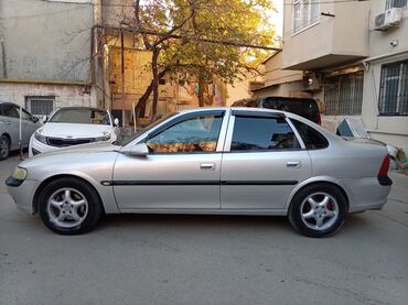 Opel: Opel Vectra: 2 l | 1998 il 210009 km Sedan — 3