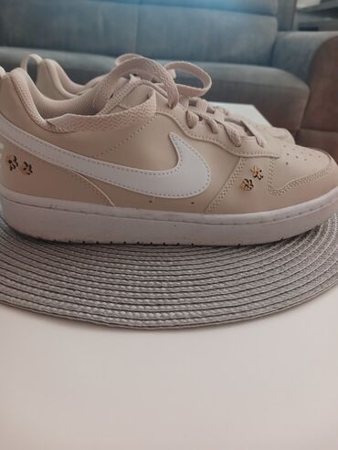 nike patike za zimu: Nike, 38, bоја - Bež