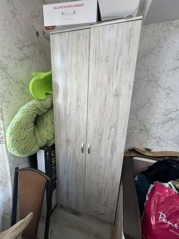 шкаф с крючками для одежды: Шкаф для одежды, Прямой, ЛДСП