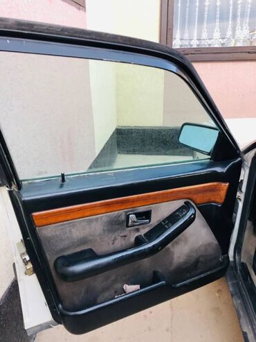 Audi: Audi 100: 1998 г., 2.3 л, Механика, Бензин, Седан — 9