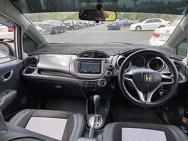 fit 2: Honda Fit: 2008 г., 1.3 л, Вариатор, Бензин — 6