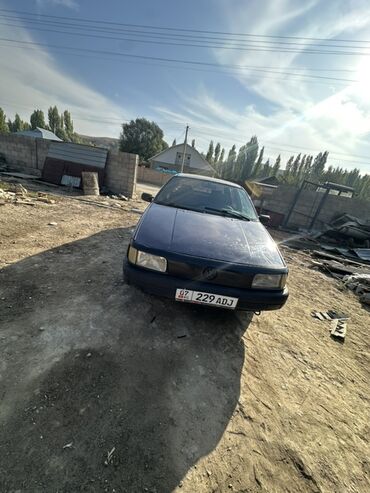 подкрылки хонда аккорд: Volkswagen Passat: 1992 г., 2 л, Механика, Бензин, Седан