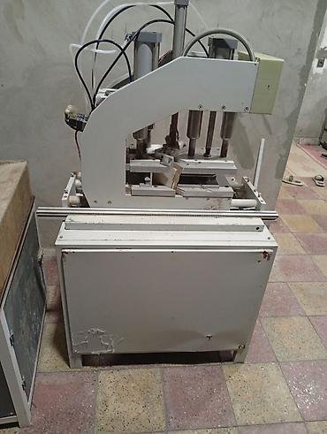 Alüminium/PVC profil emalı üçün avadanlıq dəsti Tərkib: - Künc