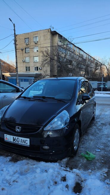 Honda: Honda Jazz: 2004 г., 1.4 л, Механика, Бензин, Хэтчбэк