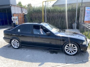 афтамат машина: BMW 3 series: 1997 г., 2 л, Механика, Бензин, Седан