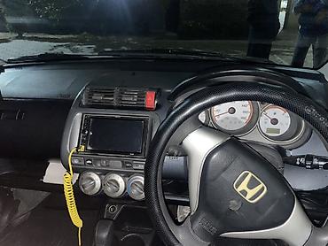 Honda: Honda Fit: 2004 г., 1.3 л, Вариатор, Бензин, Хэтчбэк — 9