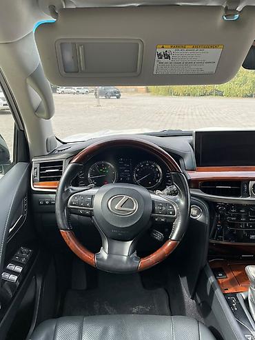 Lexus: Lexus LX: 2017 г., 5.7 л, Автомат, Бензин, Жол тандабас — 9