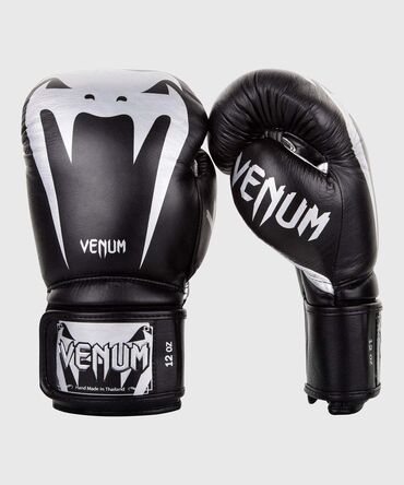 Гантели: Боксерские перчатки Venum, 12 oz, черно‑серебристые. - Классическая