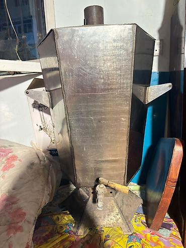 samovar 10 litre: Həcmi 40 litr tutur. Razılaşma yolu ilə. Xeyir şər samavarı — 3