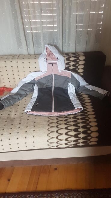 Ski jakne: Ženska ski/zimaska jakna sa kapuljačom - Boje: kombinacija bele — 1