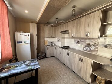 квартиры в бишкеке в районе политеха: 1 бөлмө, 44 кв. м, Жеке план, 7 кабат, Косметикалык ремонт