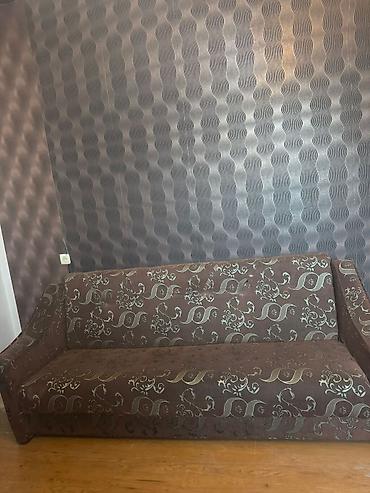 Divanlar: Divan-kravat, İşlənmiş, Açılan, Çatdırılma yoxdur — 1