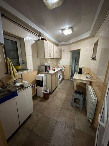 Digər kommersiya daşınmaz əmlakı: Yasamal Izmir küçəsi 140 kv 8 otaq ofis icarəyə verilir -da lalafo.az — 14 Digər kommersiya daşınmaz əmlakı: Yasamal Izmir küçəsi 140 kv 8 otaq ofis icarəyə verilir — 14