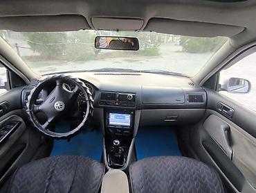 накитка авто: Volkswagen Golf: 2000 г., 1.6 л, Механика, Бензин, Хэтчбэк — 7