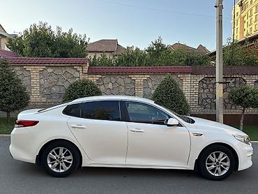byd e2: Kia K5: 2017 г., 2 л, Автомат, Газ, Седан — 5