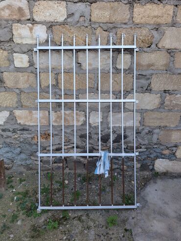 Оконные карнизы: Metall barmaqlıq paneli hundurlugu 1.70 eni 1 - Material