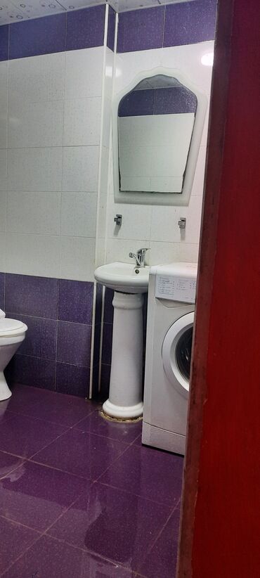 Uzunmüddətli kirayə mənzillər: 2 otaqlı. Biləcəri qəs. ploşadın yanı. Işləyən adamlara verilir — 9