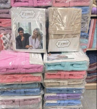 bonatti kucni komplet: Bademantil
Frotir
Velicine M, L, XL i XXL
2700din