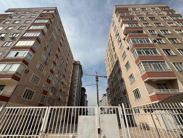 продаю в связи с переездом: 3 комнаты, 100 м², Элитка, 7 этаж, Косметический ремонт