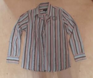 Köynək və bluzalar: Kişi köynəkləri satılır.Ölçülər var.Çeşidlər var. Real alıcılar əlaqə — 8