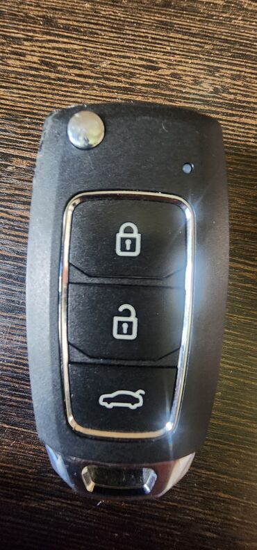 выкидной ключ: Ключ Kia 2012 г., Оригинал